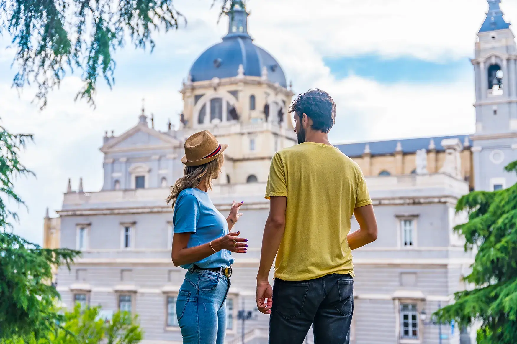 Guía de barrios para coliving en Madrid: Malasaña, Chueca, Lavapiés y más